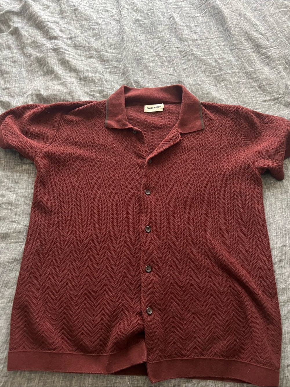 Taylor Stitch Men's Burgundy Short-Sleeve Button-Front Knit Shirt